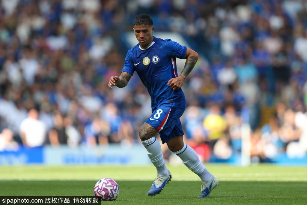 切尔西众将欧冠最想客场踢谁？桑切斯：我想去伯纳乌踢皇马！